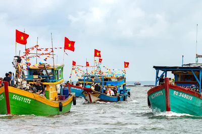 Rực rỡ sắc màu Lễ hội Nghinh Ông TPHCM