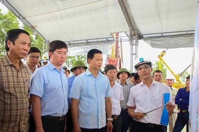 Bí thư Tỉnh ủy Quảng Trị yêu cầu tăng tốc dự án cảng Mỹ Thủy và Quốc lộ 15D