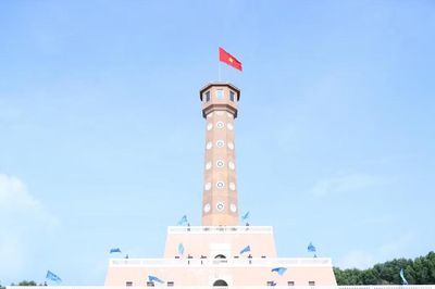 Thiêng liêng lễ chào cờ 'Tôi yêu Tổ quốc tôi' tại Cực Nam Tổ quốc