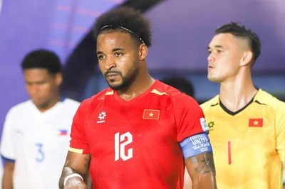 Xuân Son về nước, nghỉ 6 tuần vì rách bắp chân ở FIFA ASEAN Cup