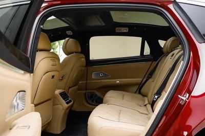 Xe điện dài gần 5,3 mét, mạnh 503 mã lực, giá chưa tới 1 tỷ đồng