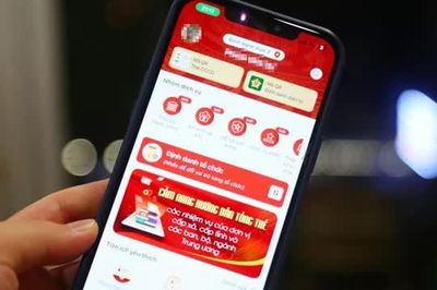 Người dân đã có thể nhận lương qua VNeID