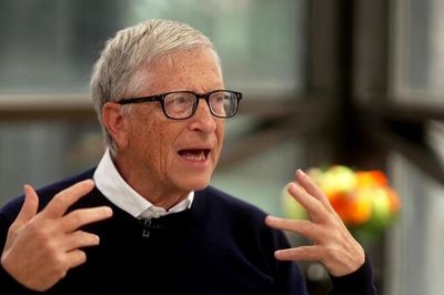 Tỷ phú Bill Gates cảnh báo AI có thể dẫn tới thảm họa