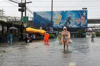 Bangkok công bố tình trạng thiên tai do mưa lớn, ngập lụt diện rộng