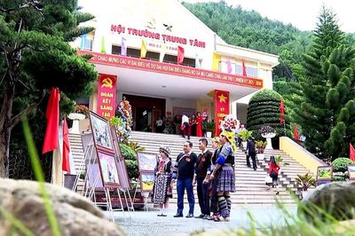 Bài 1: Trao việc khó để cán bộ trẻ trưởng thành