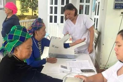 Gần 6.300 người ở phường Trung Tâm được khám, sàng lọc sức khỏe