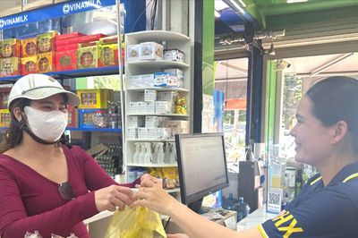 Gỡ rào cản để 'tiếp sức' cho hộ kinh doanh tại Lâm Đồng