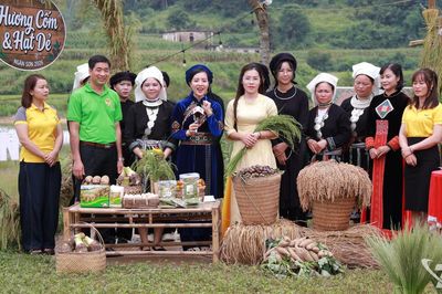 Gần 1.000 đơn hàng được chốt tại 'Phiên chợ nông sản' Ngân Sơn