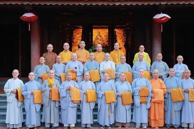 Cựu Tăng Ni sinh khóa IV Học viện Phật giáo VN tại TP.HCM họp mặt kỷ niệm 25 năm ngày ra trường