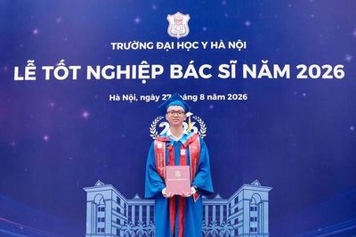 Từng thiếu 0,25 điểm vào Y đa khoa, nam sinh trở thành thủ khoa bác sĩ nội trú Răng - Hàm - Mặt