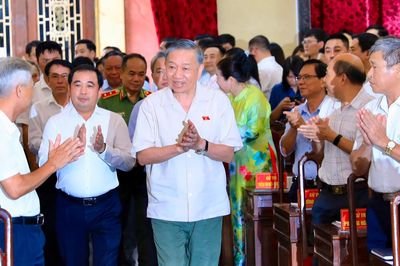 Tổng Bí thư, Chủ tịch nước Tô Lâm tiếp xúc cử tri 10 phường của Hà Nội