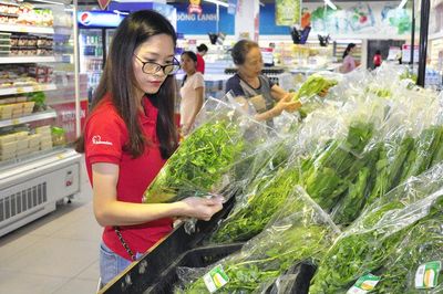 Tìm lời giải cho 'bài toán' đưa hàng vào siêu thị tiêu thụ bền vững