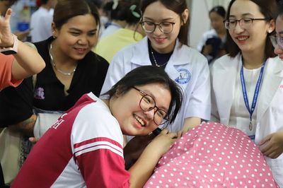 Trước kỳ thi quốc gia đánh giá năng lực hành nghề, làm sao để bác sĩ thực sự 'làm được'?