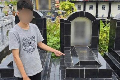 Thua 'kèo', nam thanh niên phát livestream xâm phạm mồ mả
