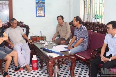 Chung tay gỡ khó mặt bằng dự án đường ven biển