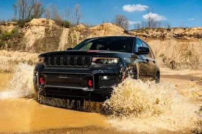 [GALLERY] Jeep Grand Cherokee mới sẽ vượt trội hơn bản động cơ HEMI V8 cũ