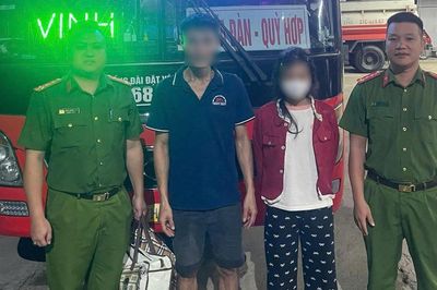Đưa bé gái 13 tuổi bị lừa đi làm 'việc nhẹ lương cao' về nhà an toàn