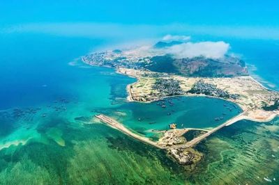 Ngỡ ngàng 'ruộng bậc thang' giữa biển Lý Sơn