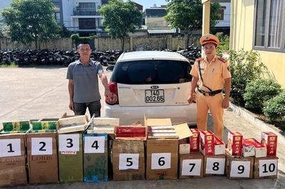 Khởi tố đối tượng vận chuyển 4.500 bao thuốc lá nhập lậu