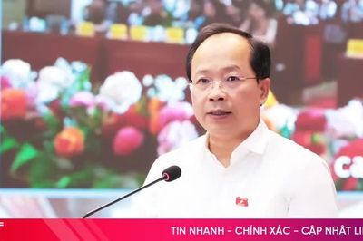 Bí thư Tỉnh ủy và Đoàn ĐBQH Hà Tĩnh tiếp xúc cử tri trước Kỳ họp thứ 2, Quốc hội khóa XVI