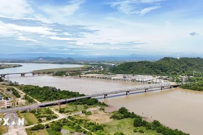 Nghệ An: Khẩn cấp ứng phó sạt lở bờ sông Lam, bảo vệ khu dân cư