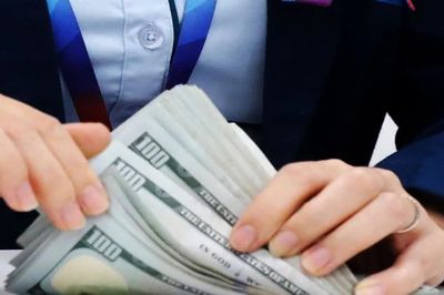 Tỷ giá hôm nay 28/9: Giá USD và NDT tiếp tục hạ