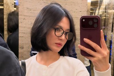 Song Hye Kyo khoe nhan sắc đời thường đẹp không tì vết ở Ý