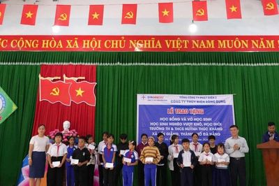 Công ty Thủy điện Sông Bung đồng hành cùng học sinh vùng cao