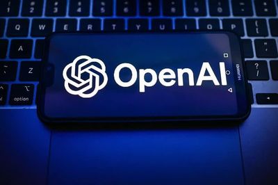 OpenAI tạm dừng huấn luyện mô hình AI mới nhất