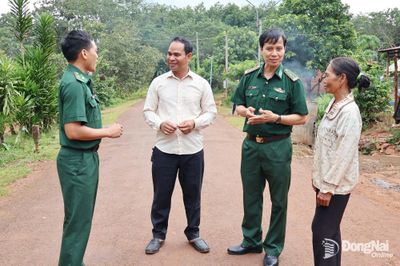 Cầu nối vững chắc ý đảng - lòng dân ( Bài 1)