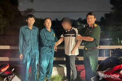 Kịp thời ngăn cản người có ý định nhảy cầu Sông Buông