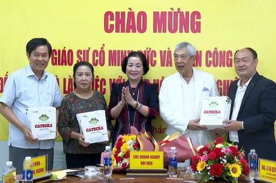 Giáo sư Cổ Minh Đức thăm, làm việc với Hiệp hội Doanh nghiệp tỉnh Gia Lai