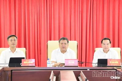 Phiên họp chuyên đề về khoa học, công nghệ, đổi mới sáng tạo và chuyển đổi số đóng góp cho phát triển kinh tế - xã hội