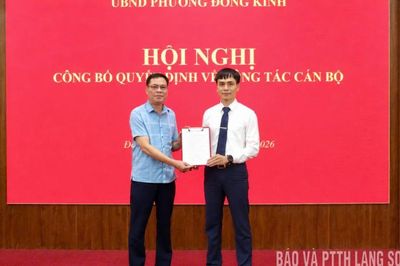 Phường Đông Kinh công bố quyết định về công tác cán bộ