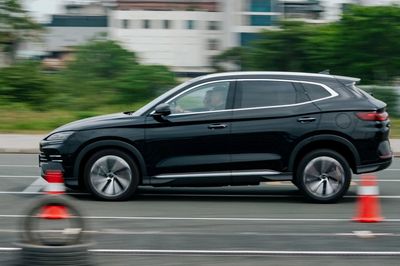 Vì sao lốp xe điện nhanh mòn?