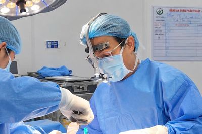 Tổn thương gan tưởng lành tính, phẫu thuật mới phát hiện ung thư