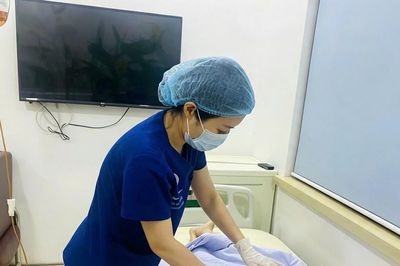 Bị áp xe vùng mông, ngực sau tiêm chất làm đầy tại spa