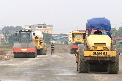 Xã Phúc Sơn đẩy nhanh tiến độ Đường ngang Đê Đáy
