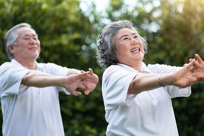 Nghỉ hưu khỏe hay không không chỉ phụ thuộc vào tiền: 7 điều nên chuẩn bị từ tuổi 40