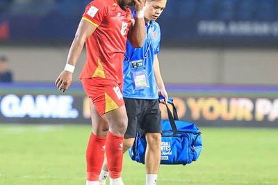 Xuân Son chấn thương, Thép xanh Nam Định có thể nhận bồi thường từ FIFA