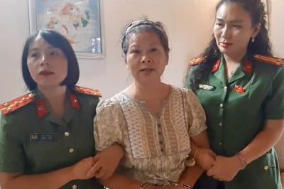 Bắt giam người tổ chức livestream cùng Bùi Thị Măng xúc phạm Quốc kỳ
