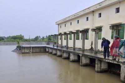 Xã Phú Xuyên: Chủ động vận hành an toàn các công trình chống lũ
