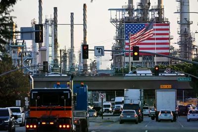 Ông Trump 'rất nghiêm túc' với ý tưởng cấm xuất khẩu diesel