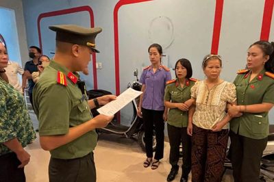 Bắt tạm giam người phụ nữ ở Hà Nội về tội lợi dụng các quyền tự do dân chủ