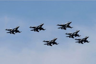 Ba Lan nới lỏng quy định bắn hạ tên lửa và UAV Nga
