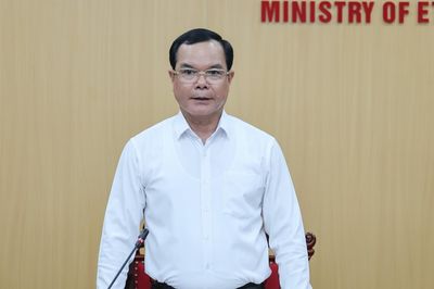 Bộ trưởng Nguyễn Đình Khang yêu cầu đẩy nhanh chuyển đổi số, giải ngân đầu tư công