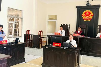 Góp tiền mua ma túy 4 lần trong một ngày, 3 bị cáo lãnh hơn 24 năm tù