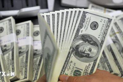Đồng USD duy trì gần mức cao nhất trong 2 tháng