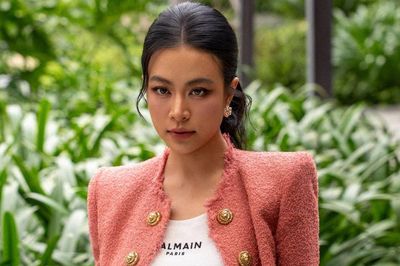 Khán giả mừng 'ngày vui' của Hoàng Thùy Linh tròn 3 năm