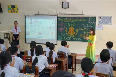 Kể chuyện Huỳnh Thúc Kháng dưới mái trường mang tên cụ